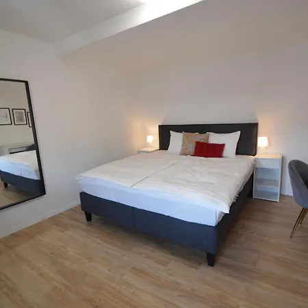 Cityvibes 4 & 14 * Štýrský Hradec