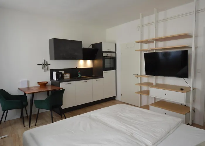 Cityvibes 4 & 14 Apartment *