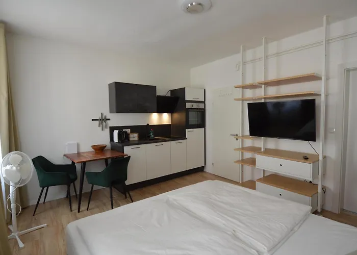 Cityvibes 4 & 14 Apartment